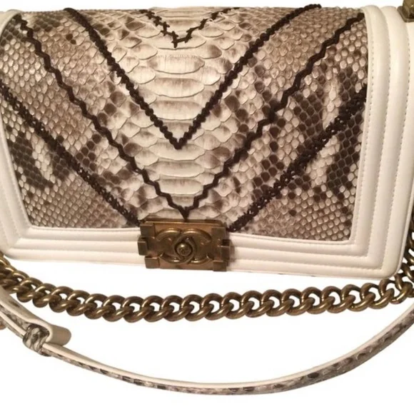 RARE PYTHON CHANEL LE BOY BAG - Picture 12 of 16